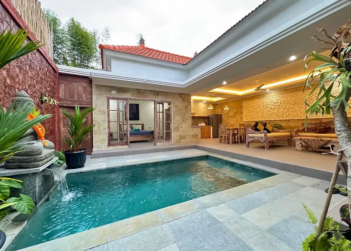 Villa Tenang